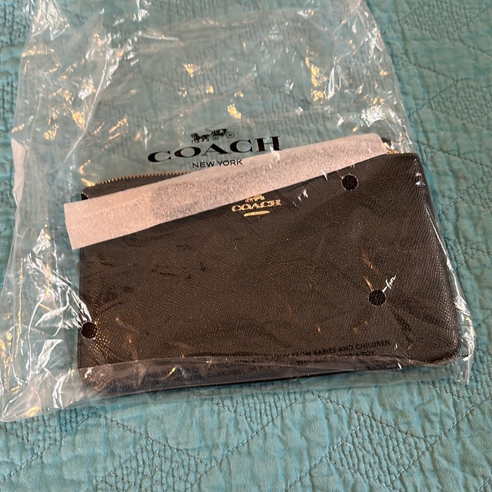 Coach wristlet NWT